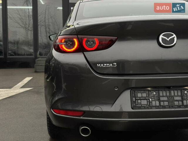 Серый Мазда 3, объемом двигателя 1.76 л и пробегом 62 тыс. км за 18900 $, фото 13 на Automoto.ua
