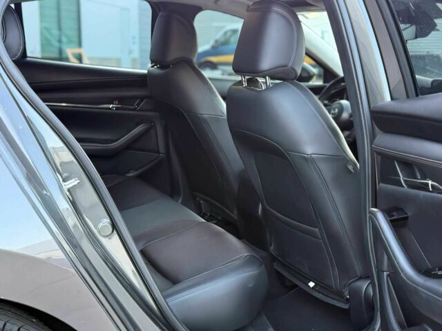 Сірий Мазда 3, об'ємом двигуна 2.5 л та пробігом 49 тис. км за 8000 $, фото 14 на Automoto.ua