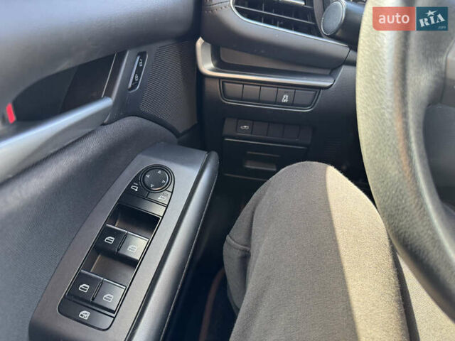 Серый Мазда 3, объемом двигателя 2.49 л и пробегом 105 тыс. км за 15900 $, фото 11 на Automoto.ua