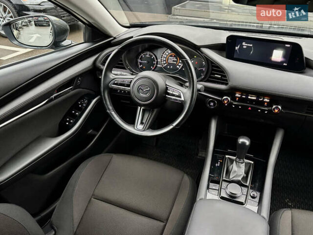 Серый Мазда 3, объемом двигателя 1.76 л и пробегом 62 тыс. км за 18900 $, фото 23 на Automoto.ua