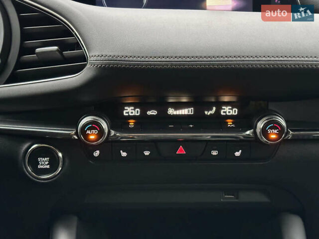 Серый Мазда 3, объемом двигателя 1.76 л и пробегом 62 тыс. км за 18900 $, фото 25 на Automoto.ua