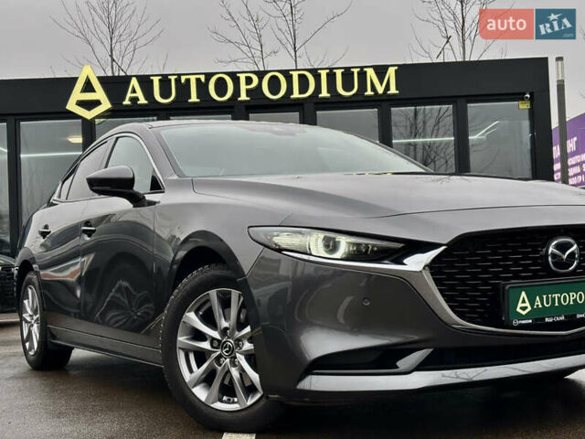 Серый Мазда 3, объемом двигателя 1.76 л и пробегом 62 тыс. км за 18900 $, фото 1 на Automoto.ua