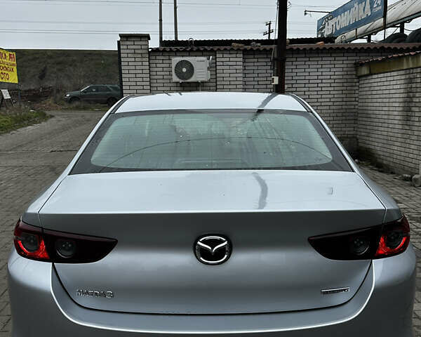 Серый Мазда 3, объемом двигателя 2.49 л и пробегом 61 тыс. км за 17000 $, фото 6 на Automoto.ua