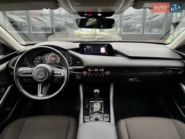 Серый Мазда 3, объемом двигателя 1.76 л и пробегом 62 тыс. км за 18900 $, фото 22 на Automoto.ua