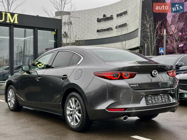 Серый Мазда 3, объемом двигателя 1.76 л и пробегом 62 тыс. км за 18900 $, фото 10 на Automoto.ua