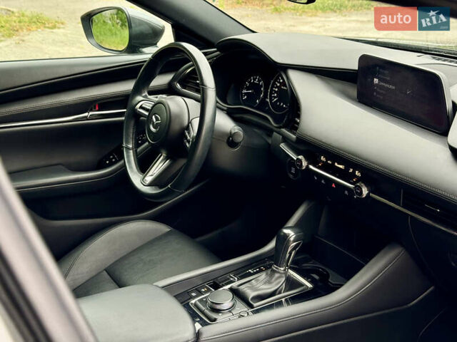 Сірий Мазда 3, об'ємом двигуна 2.49 л та пробігом 113 тис. км за 15500 $, фото 1 на Automoto.ua
