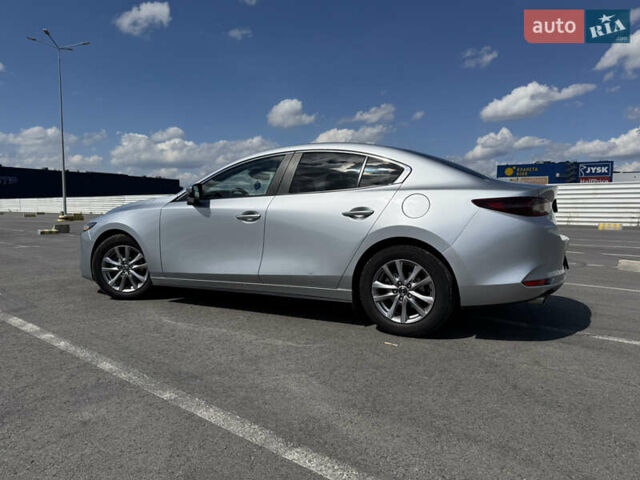 Серый Мазда 3, объемом двигателя 2.49 л и пробегом 105 тыс. км за 15900 $, фото 2 на Automoto.ua