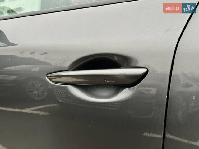 Серый Мазда 3, объемом двигателя 1.76 л и пробегом 62 тыс. км за 18900 $, фото 15 на Automoto.ua