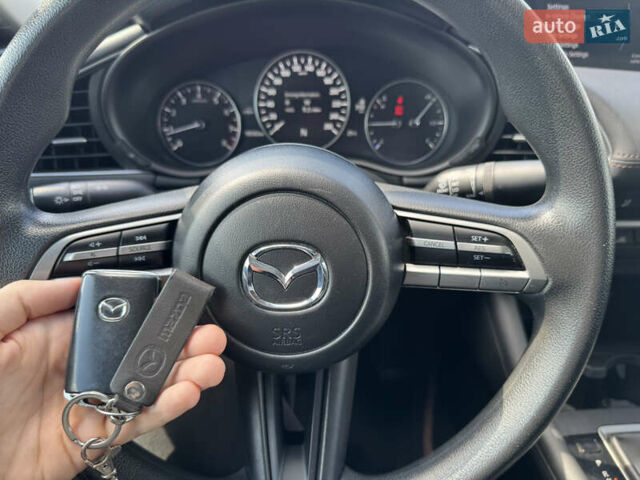 Серый Мазда 3, объемом двигателя 2.49 л и пробегом 105 тыс. км за 15900 $, фото 10 на Automoto.ua