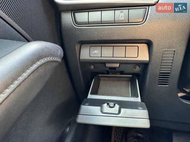 Серый Мазда 3, объемом двигателя 2.49 л и пробегом 105 тыс. км за 15900 $, фото 41 на Automoto.ua