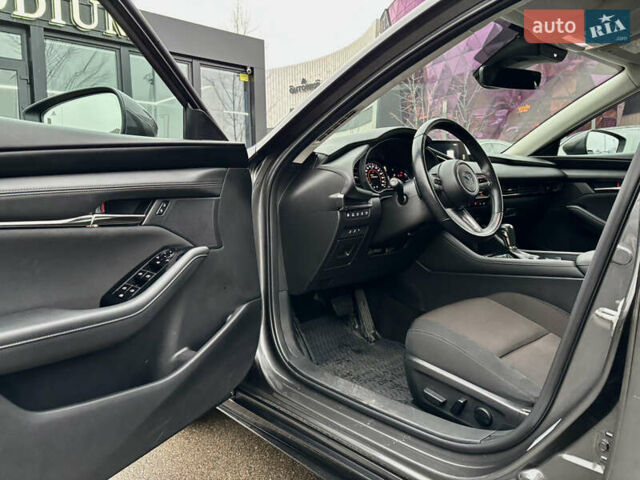 Серый Мазда 3, объемом двигателя 1.76 л и пробегом 62 тыс. км за 18900 $, фото 16 на Automoto.ua