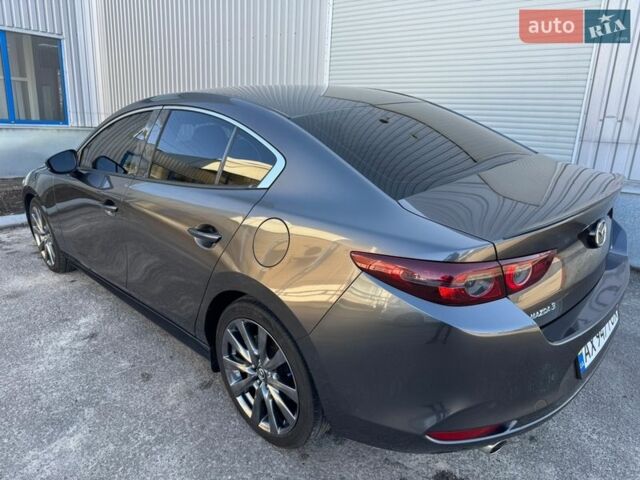 Серый Мазда 3, объемом двигателя 2.49 л и пробегом 113 тыс. км за 18999 $, фото 1 на Automoto.ua