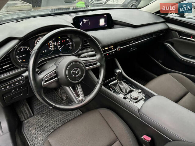 Серый Мазда 3, объемом двигателя 1.76 л и пробегом 62 тыс. км за 18900 $, фото 18 на Automoto.ua