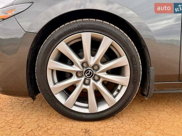 Серый Мазда 3, объемом двигателя 2.49 л и пробегом 74 тыс. км за 15900 $, фото 13 на Automoto.ua