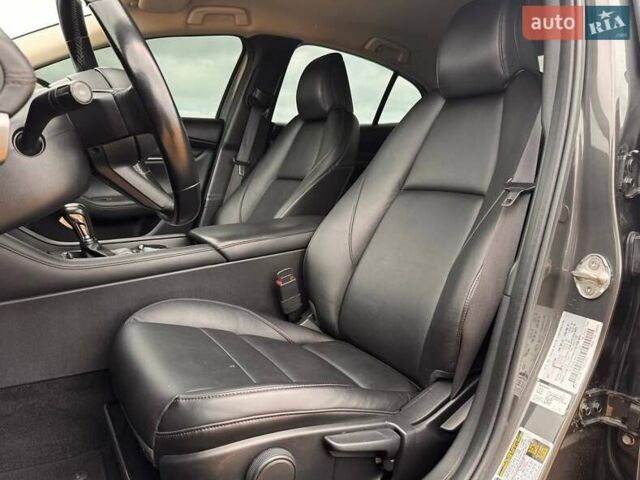 Серый Мазда 3, объемом двигателя 2.49 л и пробегом 74 тыс. км за 15900 $, фото 18 на Automoto.ua