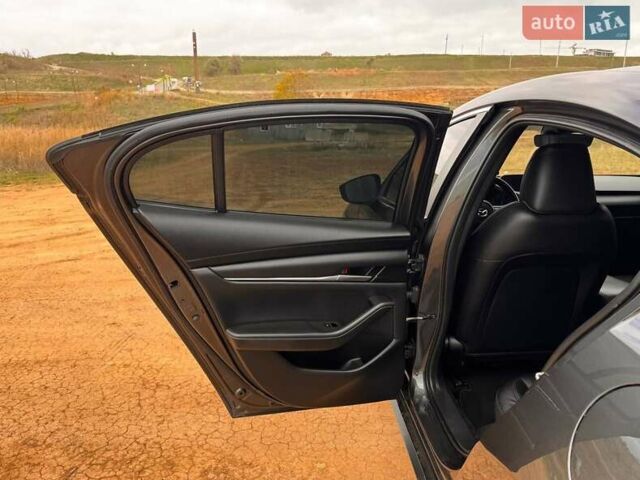 Серый Мазда 3, объемом двигателя 2.49 л и пробегом 74 тыс. км за 15900 $, фото 21 на Automoto.ua