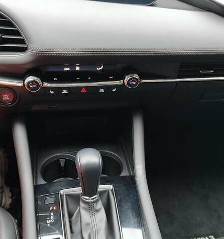 Серый Мазда 3, объемом двигателя 2.49 л и пробегом 109 тыс. км за 15350 $, фото 5 на Automoto.ua