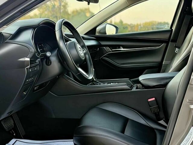 Сірий Мазда 3, об'ємом двигуна 2.5 л та пробігом 17 тис. км за 7000 $, фото 8 на Automoto.ua