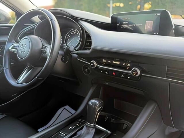 Сірий Мазда 3, об'ємом двигуна 2.5 л та пробігом 17 тис. км за 7000 $, фото 12 на Automoto.ua
