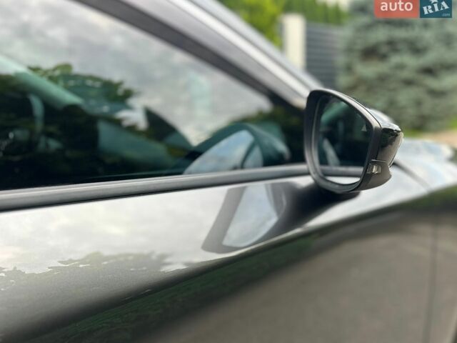 Сірий Мазда 3, об'ємом двигуна 2.49 л та пробігом 63 тис. км за 19300 $, фото 7 на Automoto.ua