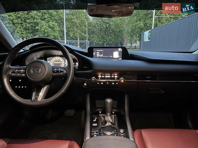 Серый Мазда 3, объемом двигателя 2.49 л и пробегом 16 тыс. км за 19900 $, фото 13 на Automoto.ua
