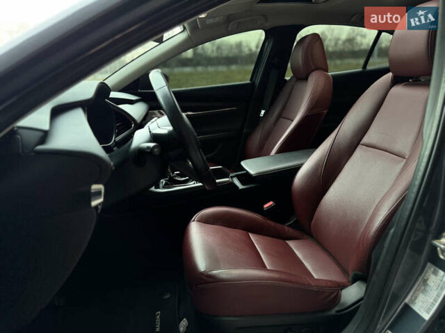 Серый Мазда 3, объемом двигателя 2.49 л и пробегом 17 тыс. км за 21800 $, фото 11 на Automoto.ua