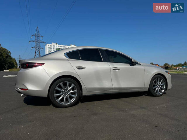 Сірий Мазда 3, об'ємом двигуна 2.49 л та пробігом 4 тис. км за 20000 $, фото 7 на Automoto.ua