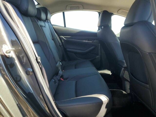 Серый Мазда 3, объемом двигателя 0 л и пробегом 1 тыс. км за 5100 $, фото 9 на Automoto.ua