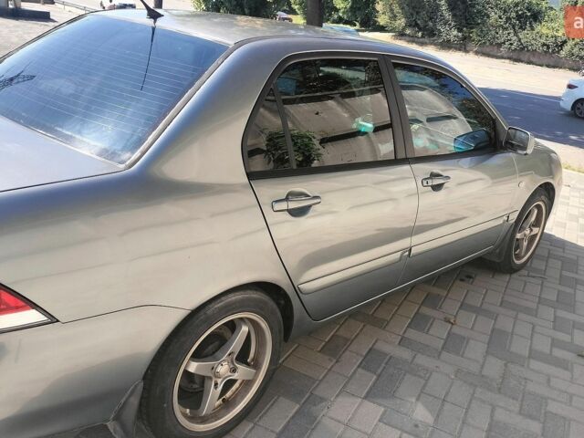 Синий Мазда 3, объемом двигателя 2 л и пробегом 330 тыс. км за 4400 $, фото 10 на Automoto.ua