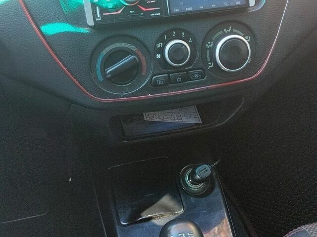 Синий Мазда 3, объемом двигателя 2 л и пробегом 330 тыс. км за 4400 $, фото 9 на Automoto.ua