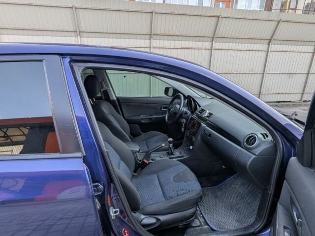 Синій Мазда 3, об'ємом двигуна 1.6 л та пробігом 286 тис. км за 2505 $, фото 8 на Automoto.ua