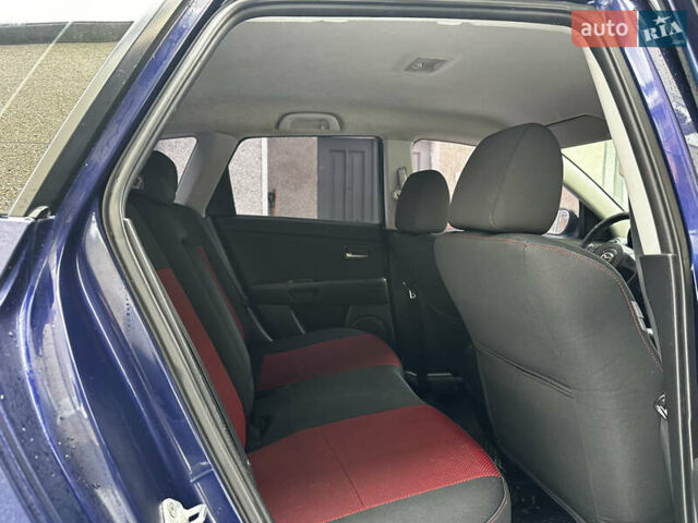 Синій Мазда 3, об'ємом двигуна 1.6 л та пробігом 258 тис. км за 2999 $, фото 14 на Automoto.ua