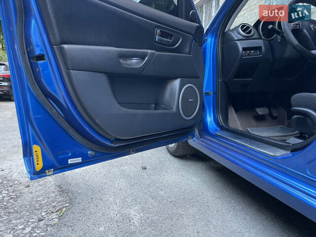 Синий Мазда 3, объемом двигателя 1.6 л и пробегом 436 тыс. км за 4999 $, фото 10 на Automoto.ua