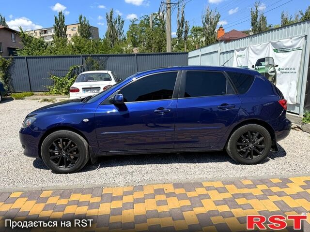 Синий Мазда 3, объемом двигателя 1.6 л и пробегом 202 тыс. км за 3800 $, фото 6 на Automoto.ua