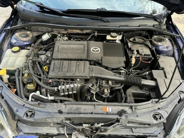 Синій Мазда 3, об'ємом двигуна 1.6 л та пробігом 244 тис. км за 4500 $, фото 7 на Automoto.ua
