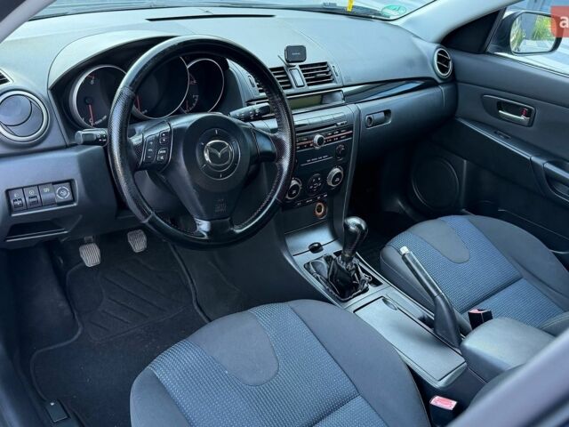 Синий Мазда 3, объемом двигателя 1.6 л и пробегом 314 тыс. км за 3738 $, фото 9 на Automoto.ua