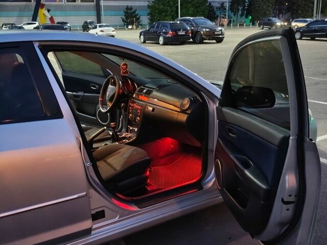Синий Мазда 3, объемом двигателя 2 л и пробегом 330 тыс. км за 4400 $, фото 15 на Automoto.ua