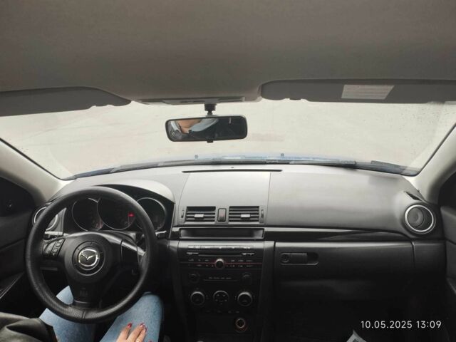 Синий Мазда 3, объемом двигателя 1.6 л и пробегом 280 тыс. км за 3900 $, фото 4 на Automoto.ua