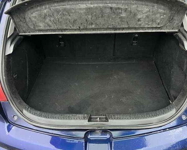 Синій Мазда 3, об'ємом двигуна 1.56 л та пробігом 362 тис. км за 3000 $, фото 13 на Automoto.ua