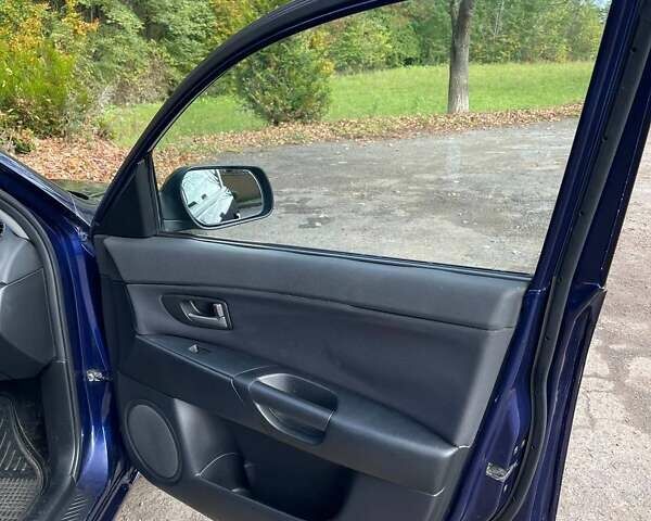 Мазда 3 2004 в Хмельницком на Automoto.ua Синий Мазда 3, объемом двигателя 1.6 л и пробегом 191 тыс. км за 3000 $, фото 9 на Automoto.ua