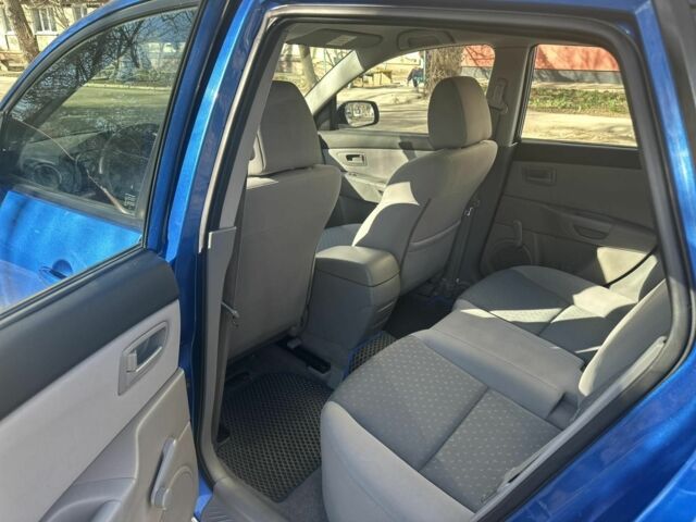 Синий Мазда 3, объемом двигателя 1.3 л и пробегом 256 тыс. км за 4000 $, фото 6 на Automoto.ua