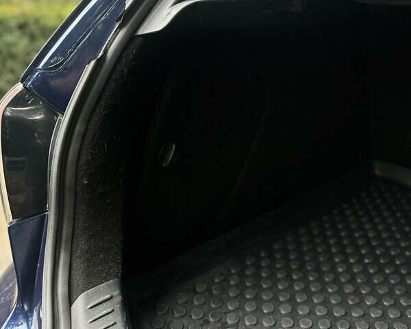 Синий Мазда 3, объемом двигателя 1.6 л и пробегом 238 тыс. км за 3700 $, фото 33 на Automoto.ua