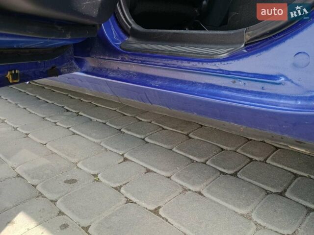 Синий Мазда 3, объемом двигателя 1.6 л и пробегом 213 тыс. км за 4500 $, фото 33 на Automoto.ua