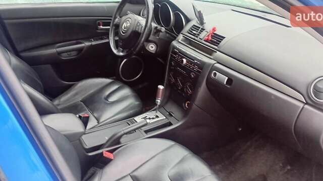 Синий Мазда 3, объемом двигателя 2.26 л и пробегом 212 тыс. км за 4600 $, фото 12 на Automoto.ua