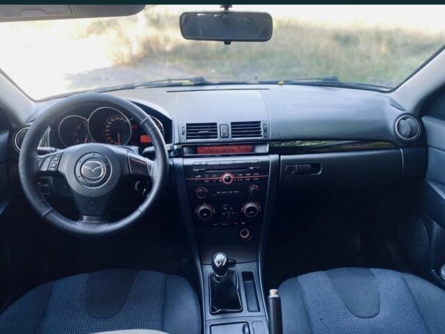 Синій Мазда 3, об'ємом двигуна 1.6 л та пробігом 400 тис. км за 3700 $, фото 5 на Automoto.ua