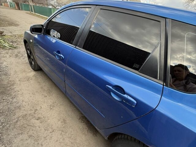 Синий Мазда 3, объемом двигателя 1.6 л и пробегом 279 тыс. км за 3500 $, фото 2 на Automoto.ua