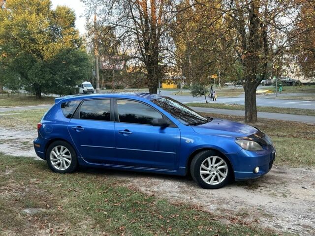 Синий Мазда 3, объемом двигателя 2 л и пробегом 350 тыс. км за 2296 $, фото 5 на Automoto.ua
