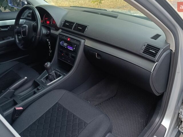 Синий Мазда 3, объемом двигателя 1.6 л и пробегом 233 тыс. км за 3100 $, фото 6 на Automoto.ua