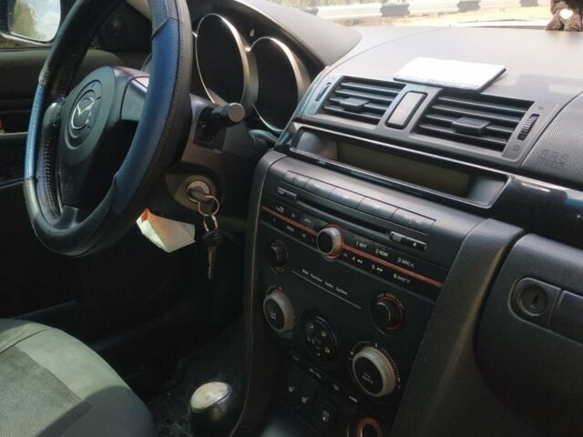Синій Мазда 3, об'ємом двигуна 1.6 л та пробігом 89 тис. км за 4900 $, фото 6 на Automoto.ua