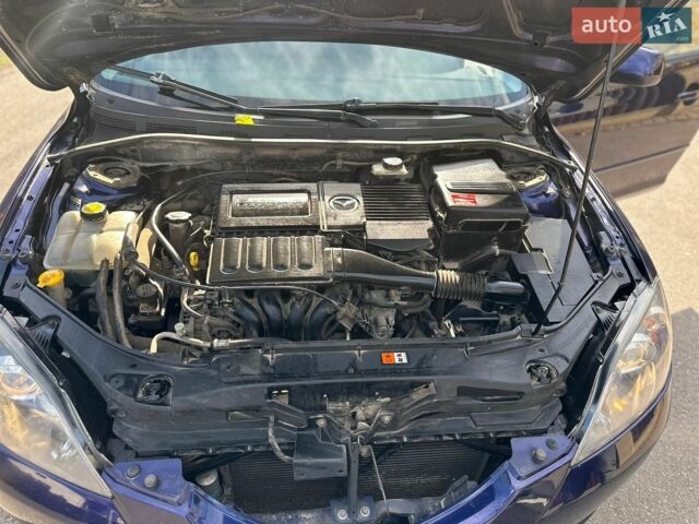 Синій Мазда 3, об'ємом двигуна 1.6 л та пробігом 240 тис. км за 2600 $, фото 11 на Automoto.ua